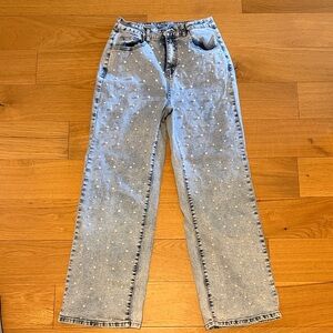 Light Wash Women's Pearl-Embellished Straight Leg Jeans